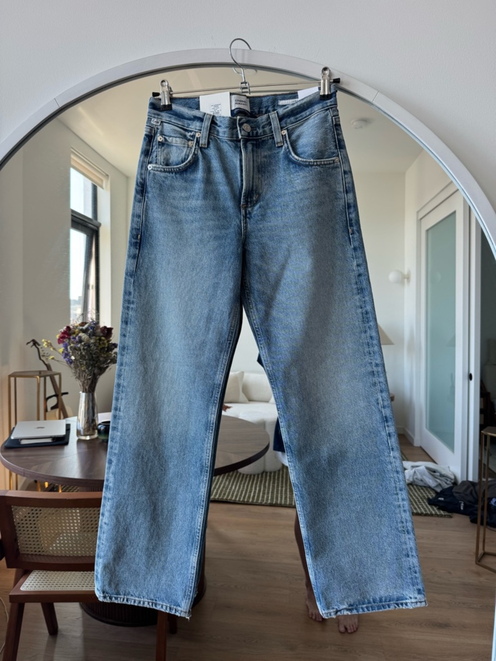 Citizens Of Humanity Straight-Leg Jeans in Light Blue Wash